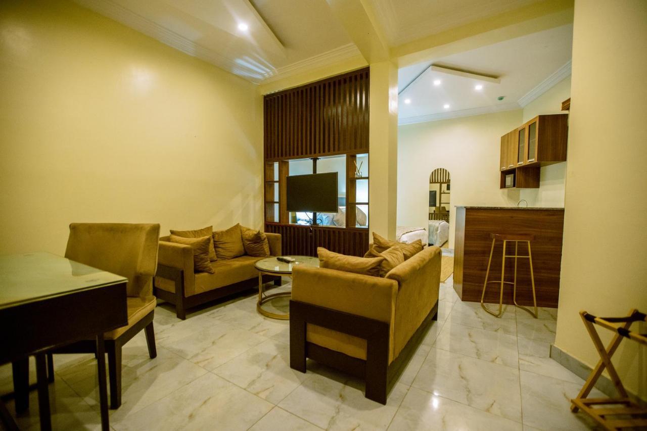 Apartment 79 Hotel & Suite Ikeja Exterior foto