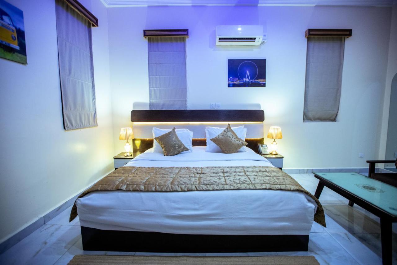 Apartment 79 Hotel & Suite Ikeja Exterior foto