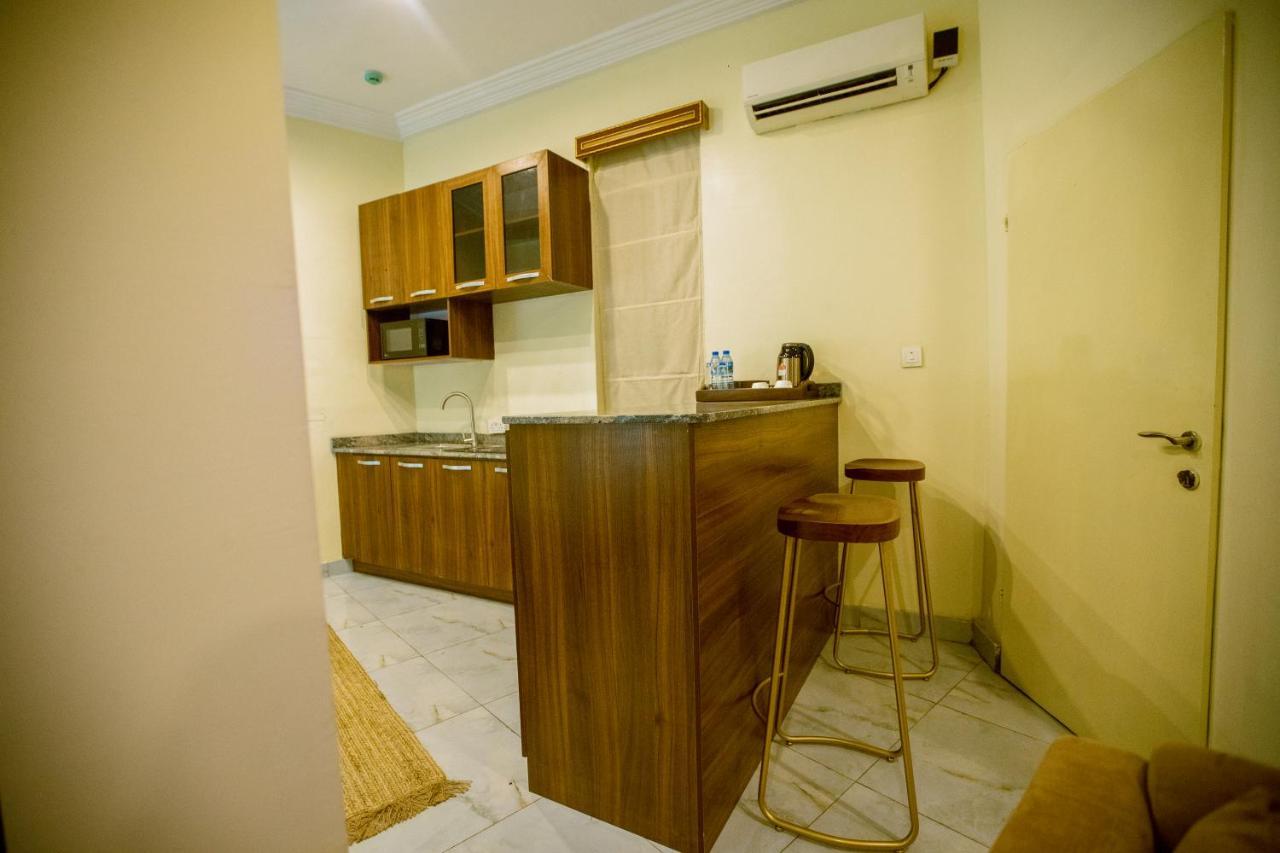 Apartment 79 Hotel & Suite Ikeja Exterior foto